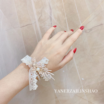 Burning its glory high-end crystal pearl lace bow wedding bride bridesmaid sisters annual meeting wrist flower