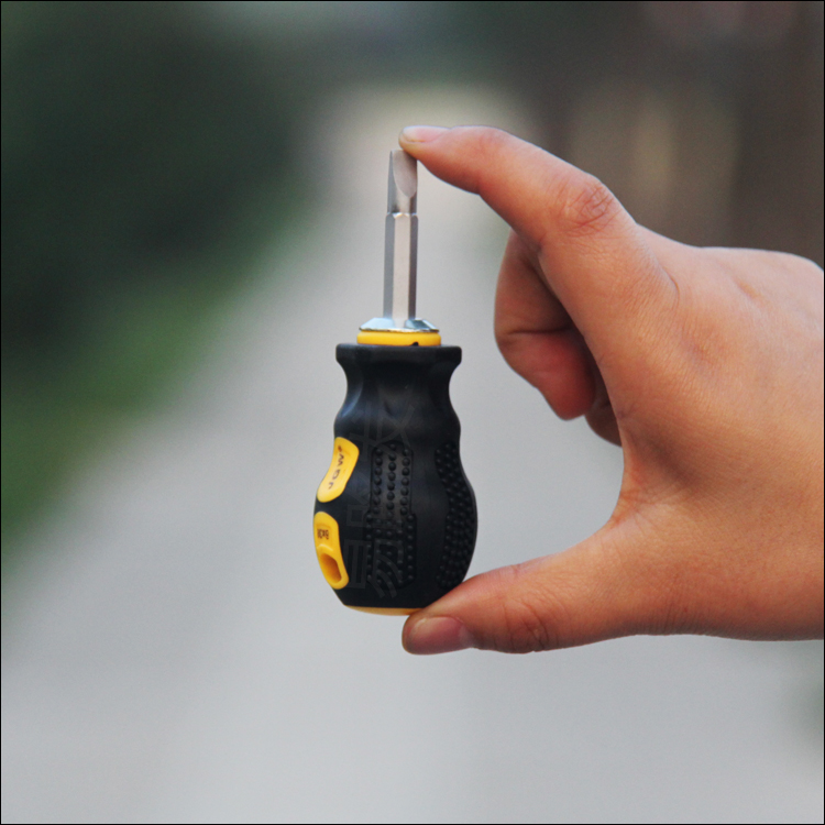 Cross-word dual-use telescopic screwdriver Small Roof Screwdriver Mini-type Super Short Screw Driver Miniature Screw Driver