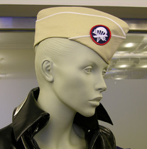 Re-engraved American World War II 101 Paratrooper Summer Boat Cap Airborne Troop Khaki Beige Embroidered Cap Emblem Boat Cap