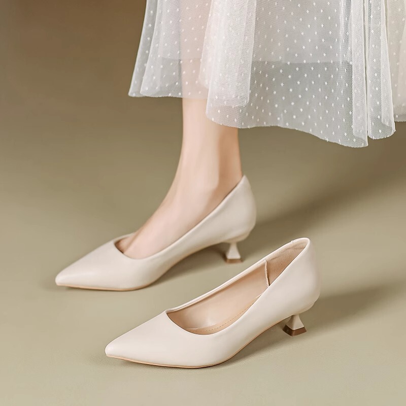 Soft Leather Off-White Women's Shoes 5cm New Bridesmaid Shoes Pointed Toe 2025 Stunning High Heels Comfortable Professional Shoes