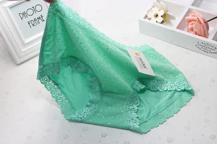 Slip jeunesse en soie Ice - Ref 642313 Image 18