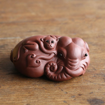 Purple sand can raise tea pet handmade tea art tea ceremony tea set decoration tea play can raise small sculpture Seal monkey worship