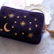 Fried chicken good-looking new Japanese star Moon velvet Pearl tassel zipper cosmetic bag storage embroidery large capacity