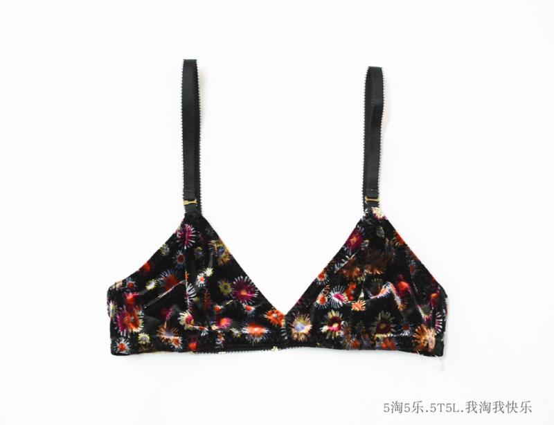 5 Amoy 5 âm nhạc Châu Âu và Hoa Kỳ không có thép hỗ trợ Pháp siêu mỏng nhung hoa bikini áo lót bikini 1 mảnh