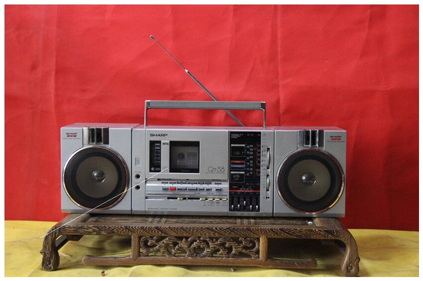 Japan imports secondhand recorders Sharp QT38 recorders with dual-card recorders The radio is good