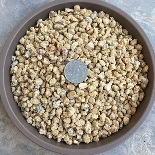 黄金软麦饭石 Сочная смешанная почва средняя регулирует уменьшение почвы, теплое и анти -коррупционное покрытие камень