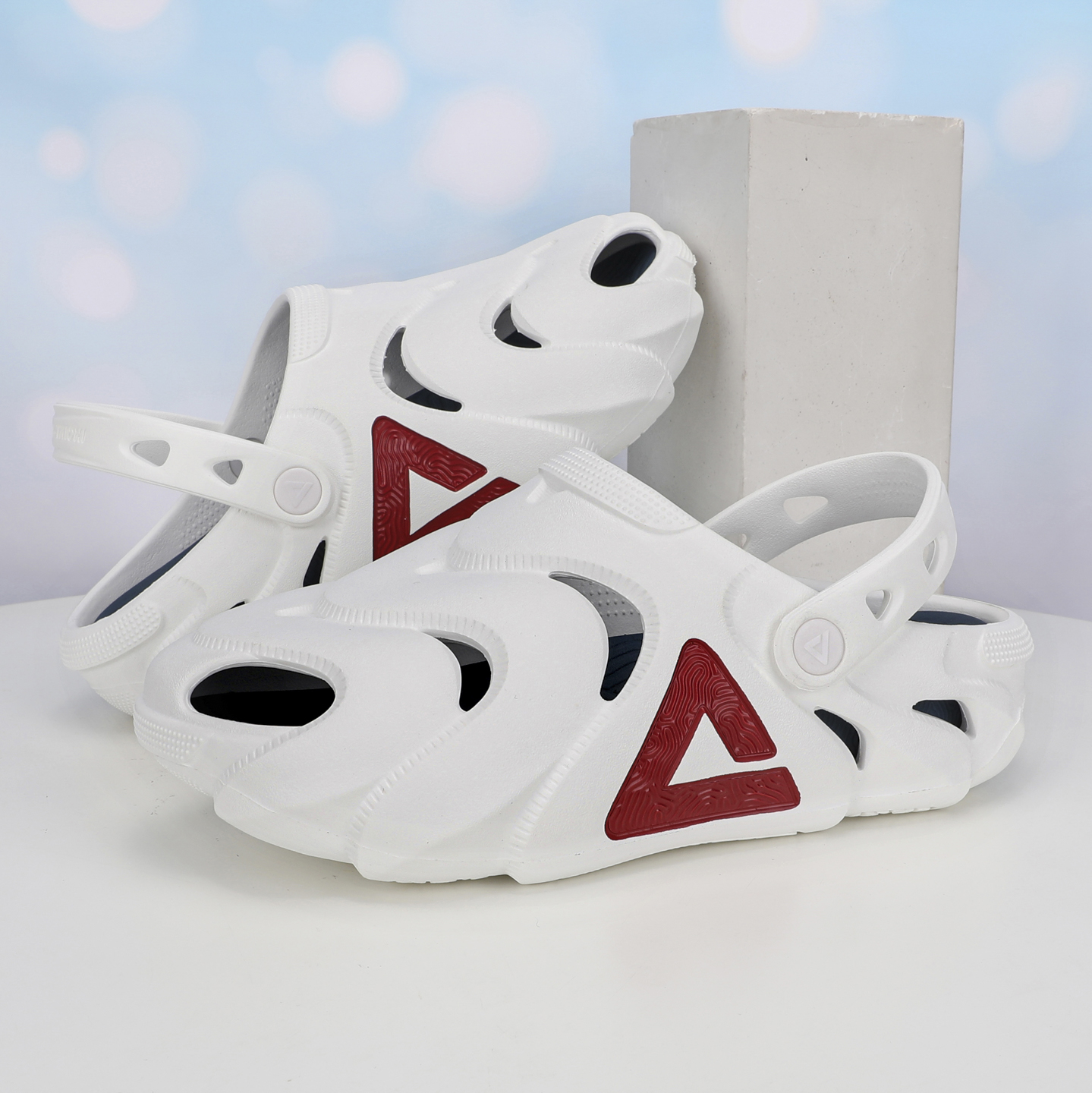 夏日必备：匹克态极洞洞鞋鲲鹏带你畅享清凉运动时光