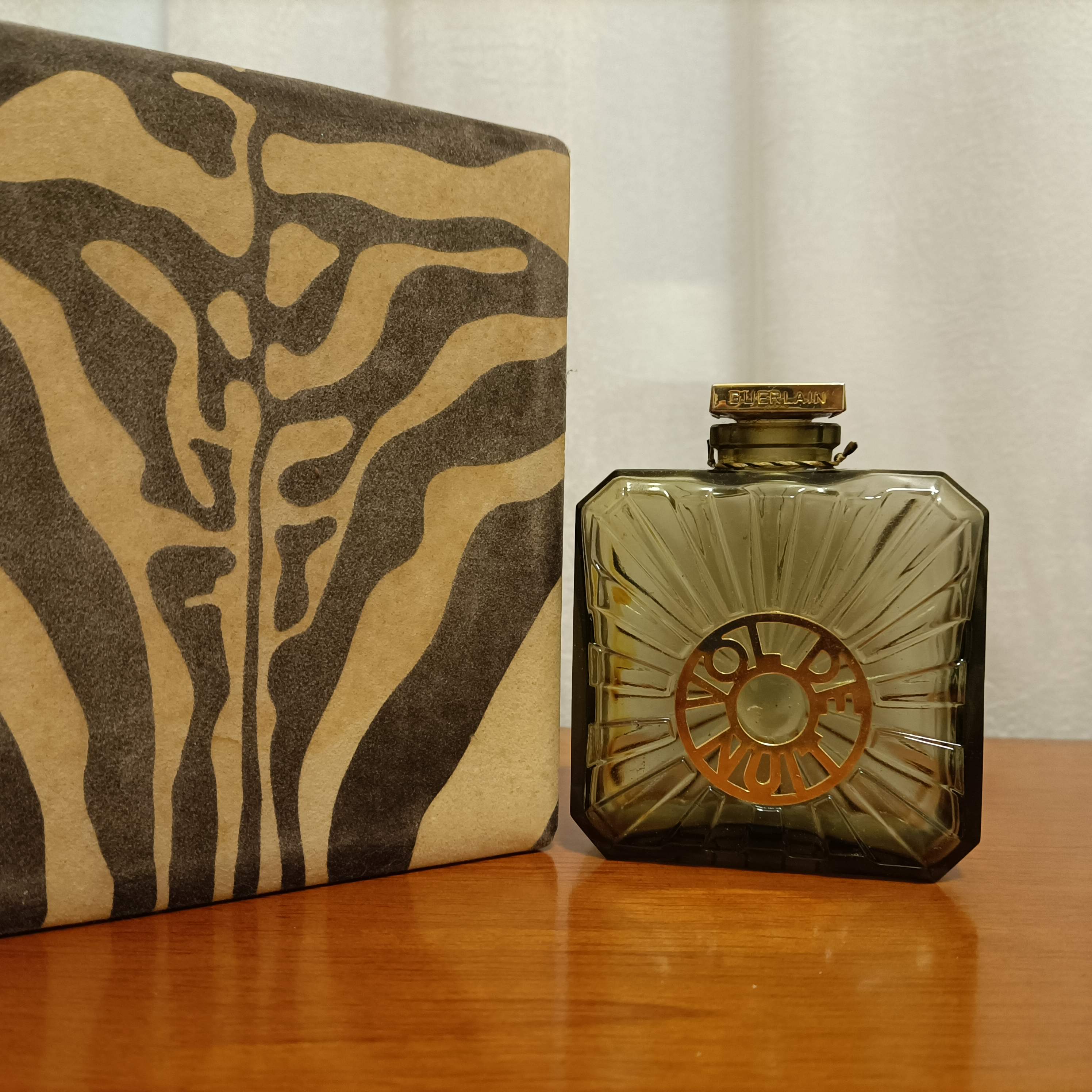 【新品未使用】GUERLAIN Vol de Nuit エクストラクト 新品未使用】GUERLAIN Vol de Nuit エクストラクト