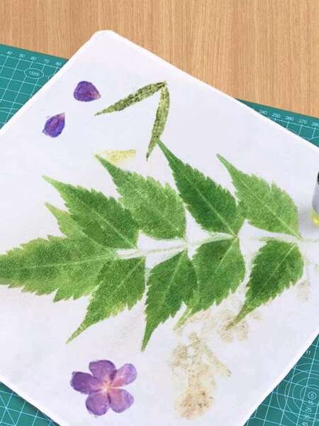Back-To-School Season Gift: DIY Tool Set for Traditional Plant Leaf Printing and Stamping Crafts for Kindergarten