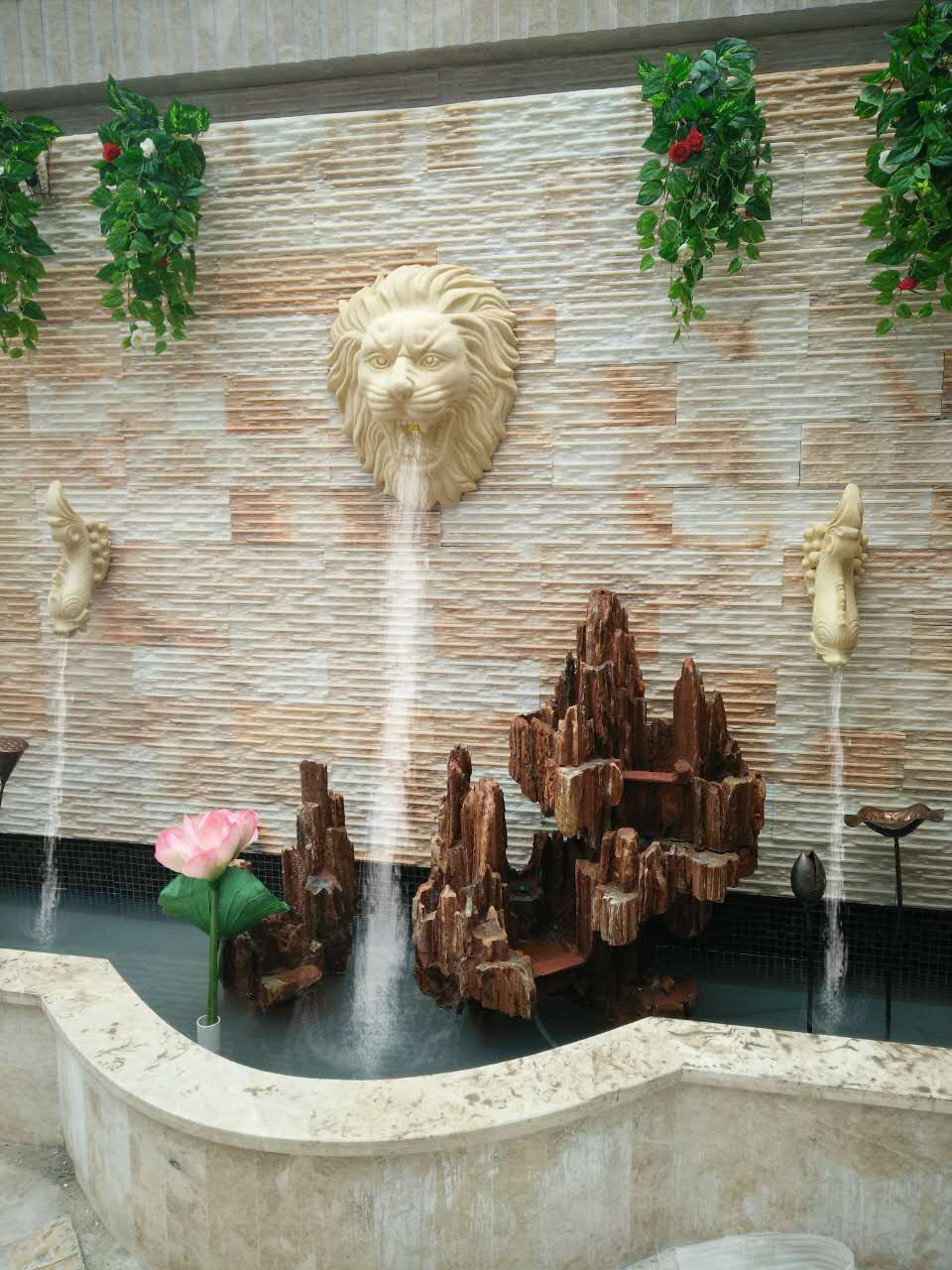 Sandstone relief fountain fountain outside wall courtyard landscape Wall-mounted fountain Beast head Lion head landscape spout