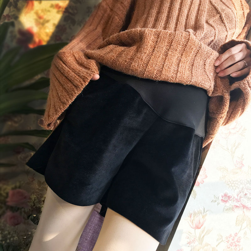 Velvet thickened inner pants autumn new 2021 wild loose tide mom pregnancy maternity shorts worn outside autumn and winter