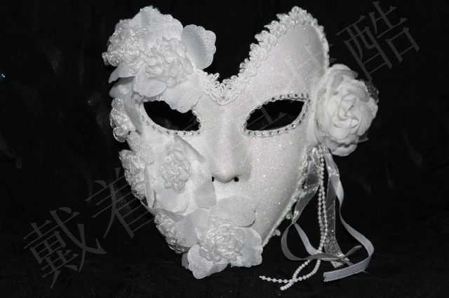 Venice mask masquerade ball Princess mask men and women feather lace full face white gold powder Halloween