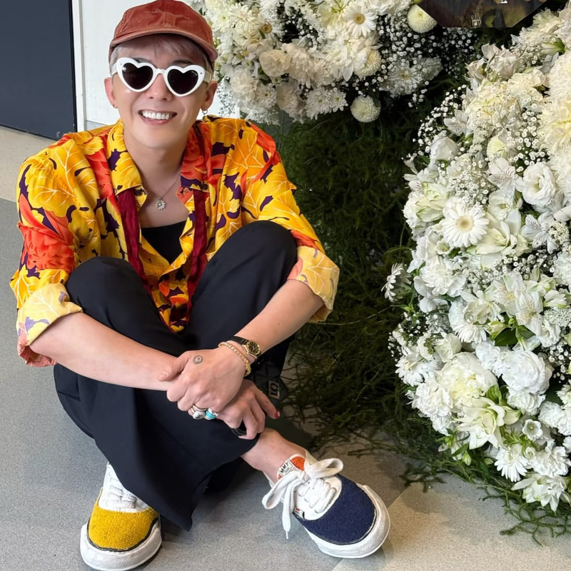 G-Dragon Style Lapel Long-Sleeve Yellow Floral Print Shirt for Men, High-End, Cool, Casual, Retro Shirt Trend