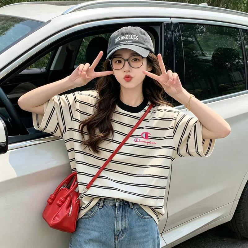 Japanese Version Champion Striped Short-Sleeve T-Shirt for Women 2026 New Summer Embroidered Design Niche Casual Loose Top Japanese Version Champion Striped Short-Sleeve T-Shirt for Women 2026 New Summer Embroidered Design Niche Casual Loose Top