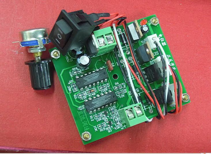 Efficient pulse width performance reversible adjustable DC speed regulator 50-70W watt voltage 6-24-40V throttling module