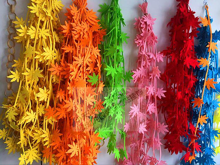 Kindergarten Classroom Corridor Autumn Theme Decoration Hanging Decoration Hanging Accessories Environment Arrangement Unwoven Maple Leaf Vines