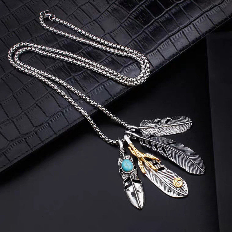 Tide Men Necklace Titanium Steel Feather Korean version minimalist student Trampoline Wool Clothes Chain Lock Bone Chain Hip-hop pendant women