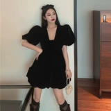 Весеннее платье, сексуальная красная юбка, яркий броский стиль, 2025 года, тренд сезона, рукава фонарики