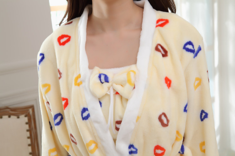 Peignoir jeunesse # 321 points rayures - Ref 593505 Image 95