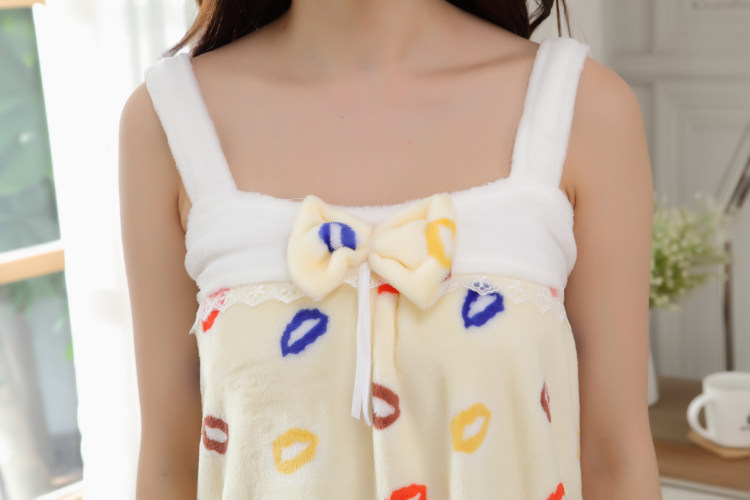 Peignoir jeunesse # 321 points rayures - Ref 593505 Image 100