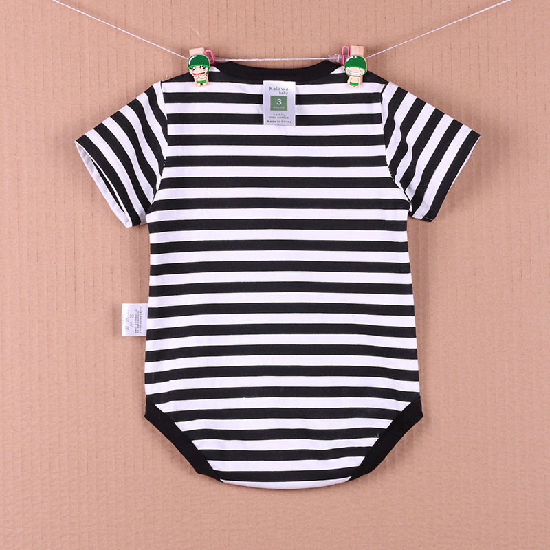 Coffret cadeau pour bébé - vêtements - Ref 1959744 Image 10