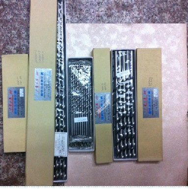 Shanghai wide volume straight shank lengthened twist twist drill 0 5-3 5-3 5-8 5-8 0-13-14mm size specifications have spot