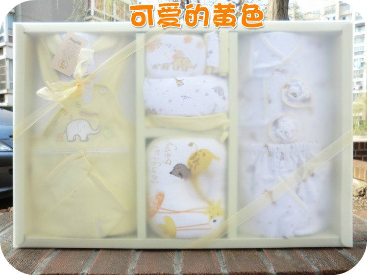 Coffret cadeau pour bébé - Vêtements + Accessoires - Ref 1955187 Image 20