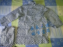 VANS VANS Classic Black and White Chessboard Plaid with Hat Raincoat Poncho Trench Coat Skateboard Unpublished Collection