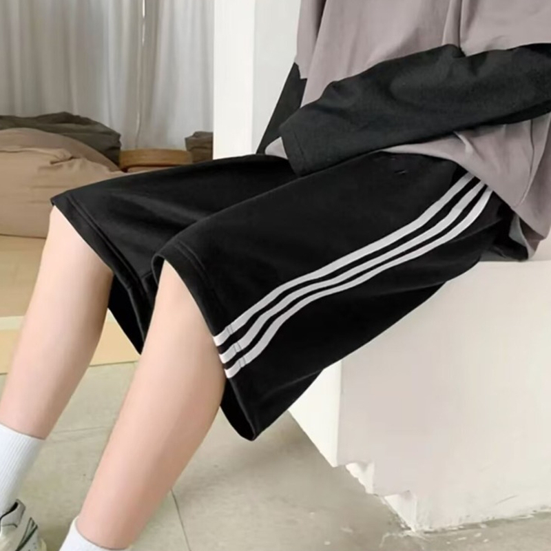 Summer Casual Sports Shorts for Men and Women, Trendy Brand Three-Stripe Shorts, Youth Class Uniform, Loose Beach Shorts, Trendy Five-Point Shorts