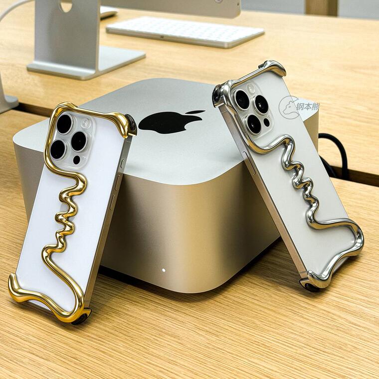 Metal Rimless Liquid Plus/Pro/Max – 16, 15, 14 iPhone Case