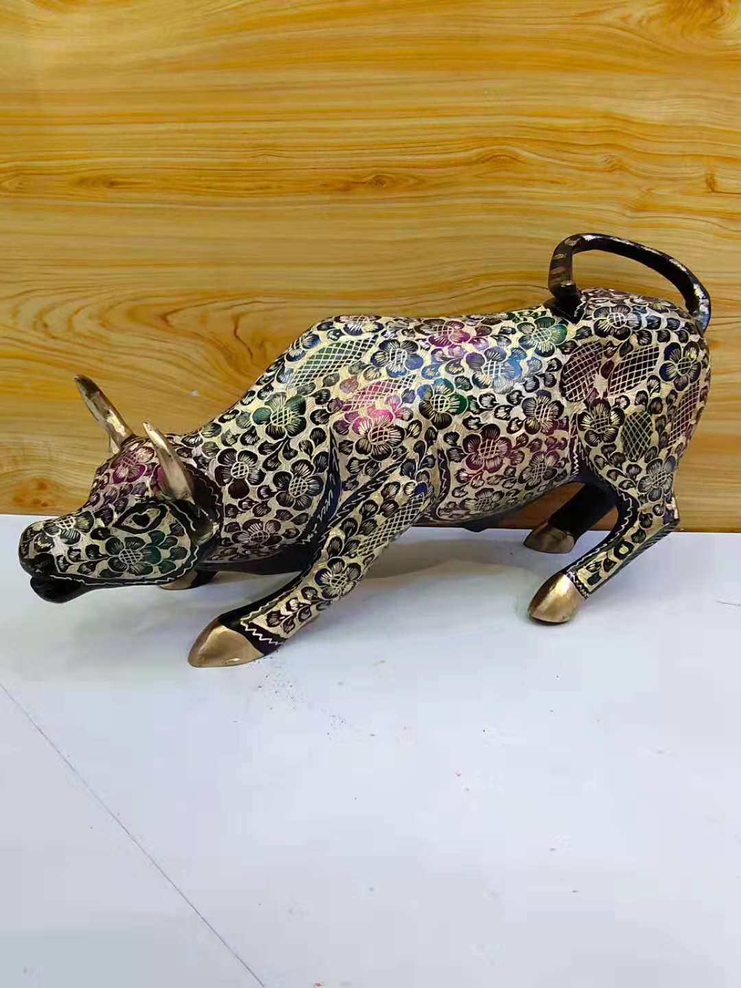 16-inch Wall Street bull Pakistan bronze ware Pakistan copper cow bronze cow