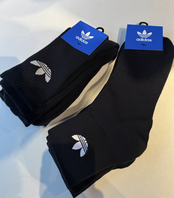 Huahua Outlet Genuine Adidas Three-Pair Pack Comfortable Socks for Men and Women Adidas Trefoil Ij5613