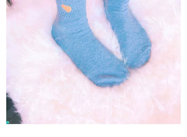 Phiên bản tiếng Hàn của cô gái sinh viên Harajuku vớ cotton hoang dã dễ thương trái tim rắn màu ống vớ vớ đại học vớ thể thao tươi