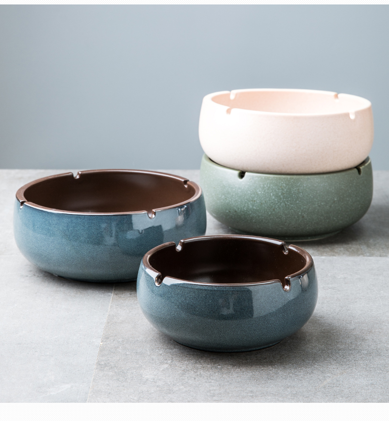 This porcelain character large ashtray and fly ash European big ceramic ashtray home sitting room office term cylinder