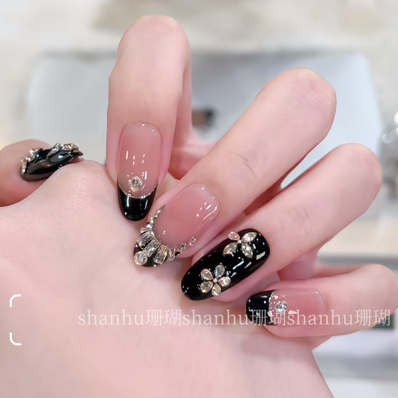 Black Gold Dazzling Pure Handmade Wearable Nails, Short Style Black and Pink Gradient Nail Pieces, High-End Fake Nails, Finished Product That Enhances Complexion Black Gold Dazzling Pure Handmade Wearable Nails, Short Style Black and Pink Gradient Nail Pieces, High-End Fake Nails, Finished Product That Enhances Complexion