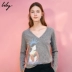 Lily2017 mùa đông mới của phụ nữ thời trang áo len cổ chữ V áo len hoa hồng thẳng 117430B8330 áo len tăm Áo len cổ chữ V