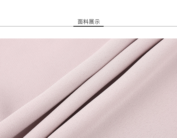 Lily2018秋新款女装腰间抽褶下摆拼接口袋绣花衫连衣裙