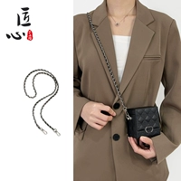 Носить кожаную цепочку длиной 90 см+аксессуары