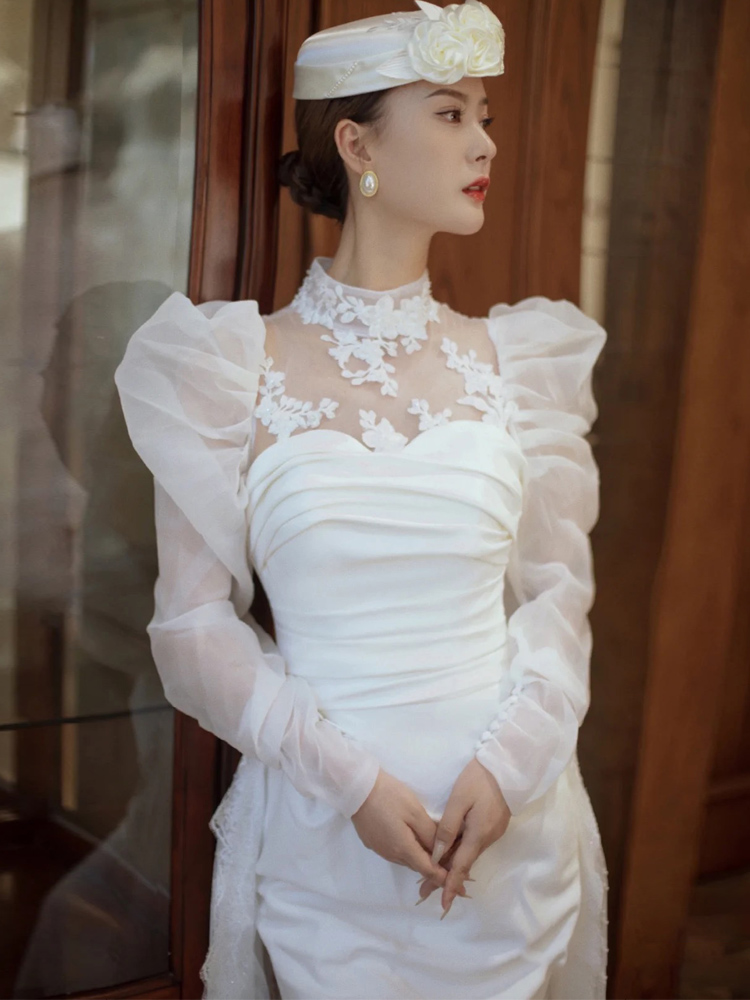 Retro cocktail wedding dress for princess, French retro style, long sleeve, lace dress, puff sleeves Retro cocktail wedding dress for princess, French retro style, long sleeve, lace dress, puff sleeves