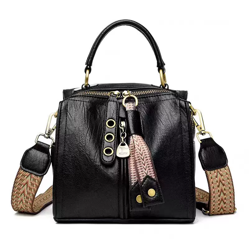 Boston bag, one-shoulder bag, shoulder bag, universal pillow, genuine leather