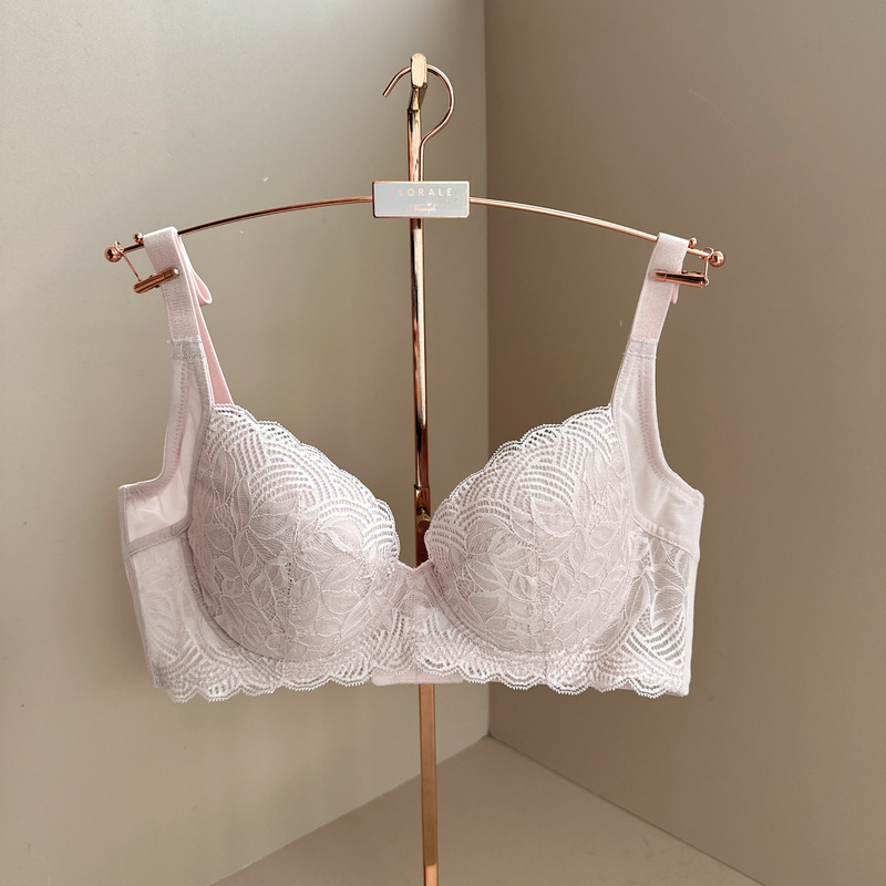 Authentic Diane Fen Simple Large-Breasted Sexy Bra with Adjustable Side Support for Side Breasts, Thin Style E003222 Authentic Diane Fen Simple Large-Breasted Sexy Bra with Adjustable Side Support for Side Breasts, Thin Style E003222