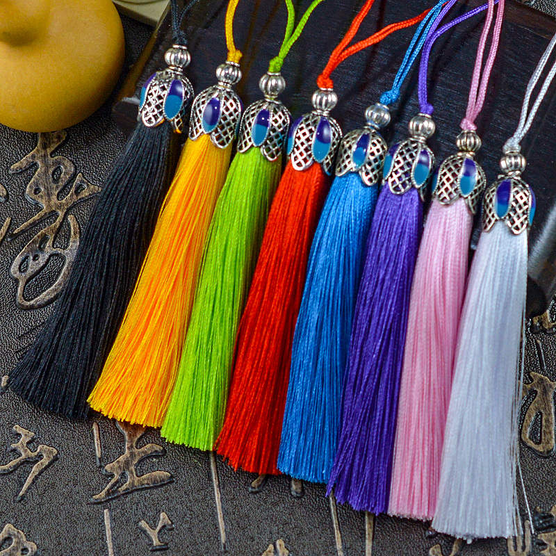 Crown hat tassel diy handmade China knot tassel spike mobile phone car clothing earrings bag pendant accessories