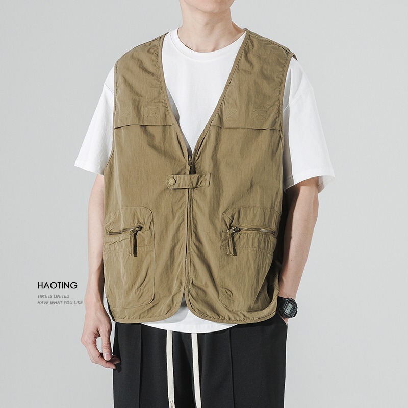 Japanese-Style Work Vest for Men, Outdoor Fishing and Camping Style Vest, Trendy Brand, Versatile Multi-Pocket Functional Jacket Japanese-Style Work Vest for Men, Outdoor Fishing and Camping Style Vest, Trendy Brand, Versatile Multi-Pocket Functional Jacket
