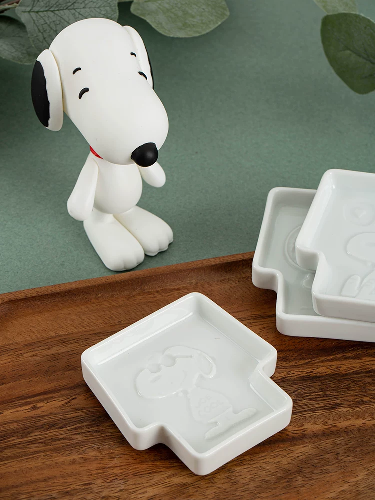 [СНЮПИ SNOOPY японский импорт маленькая тарелка с рельефом соусник для соевого соуса тарелка для заправок для уксуса тарелка для соуса десертная тарелка]
