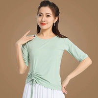 Зеленая футболка