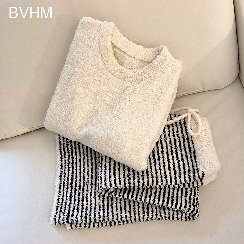 Victorian Style Coral Velvet Pajamas for Women 2026 New Autumn and Winter Half-Velvet Knitted Warm Home Wear Set