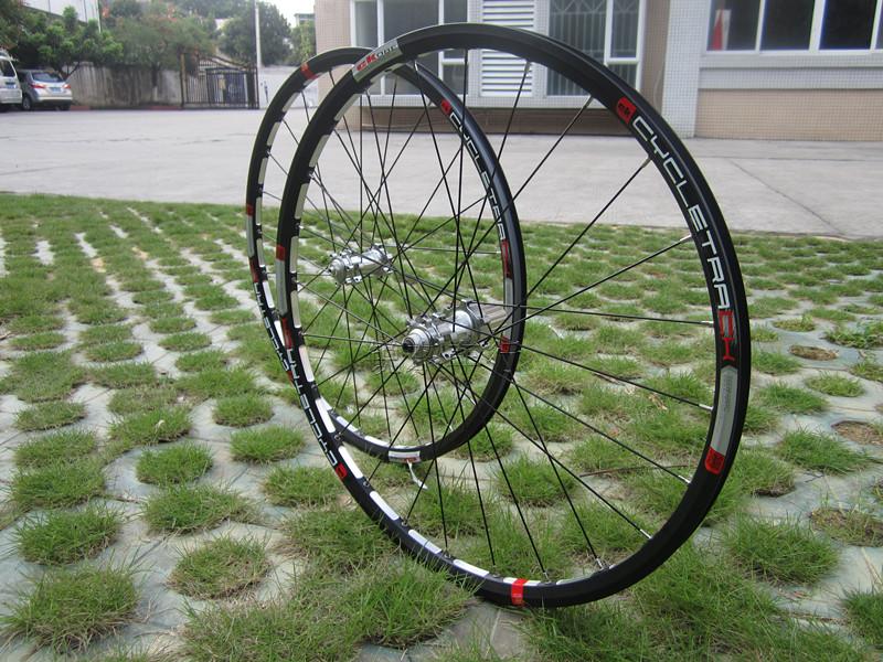 Roues de vélo Mountain Bike CYCLETRACK 26 pouces - Ref 2366938 Image 3