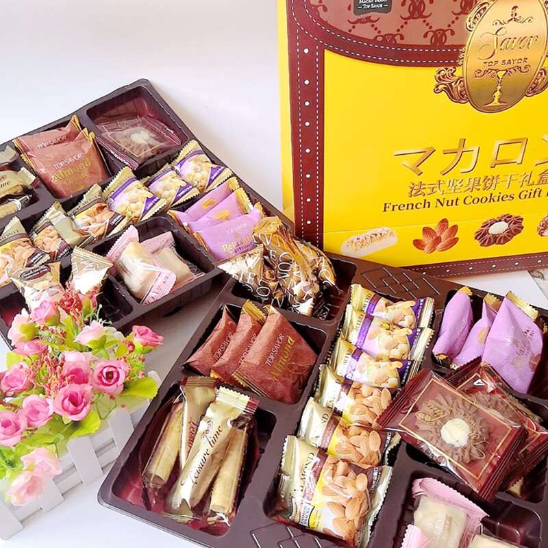 Macau Golden French Nut Cookies Chinese New Year Delivery Holiday Gift Box Snacks Pastry Heart Iron Box Companion Gift Package