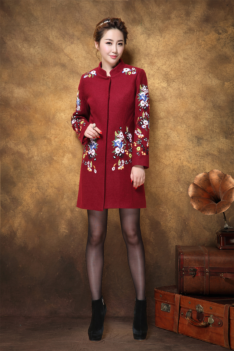 Mẹ tải trong chiếc áo len dài bằng áo len dài trung niên size lớn cho nữ mùa thu 2016 - Trung bình và dài Coat măng tô