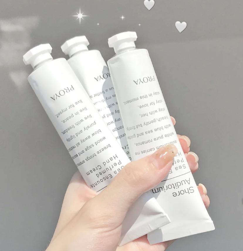 The taste of the sea~) Proya PROYA hand cream portable female moisturizing small moisturizing moisturizing portable autumn and winter